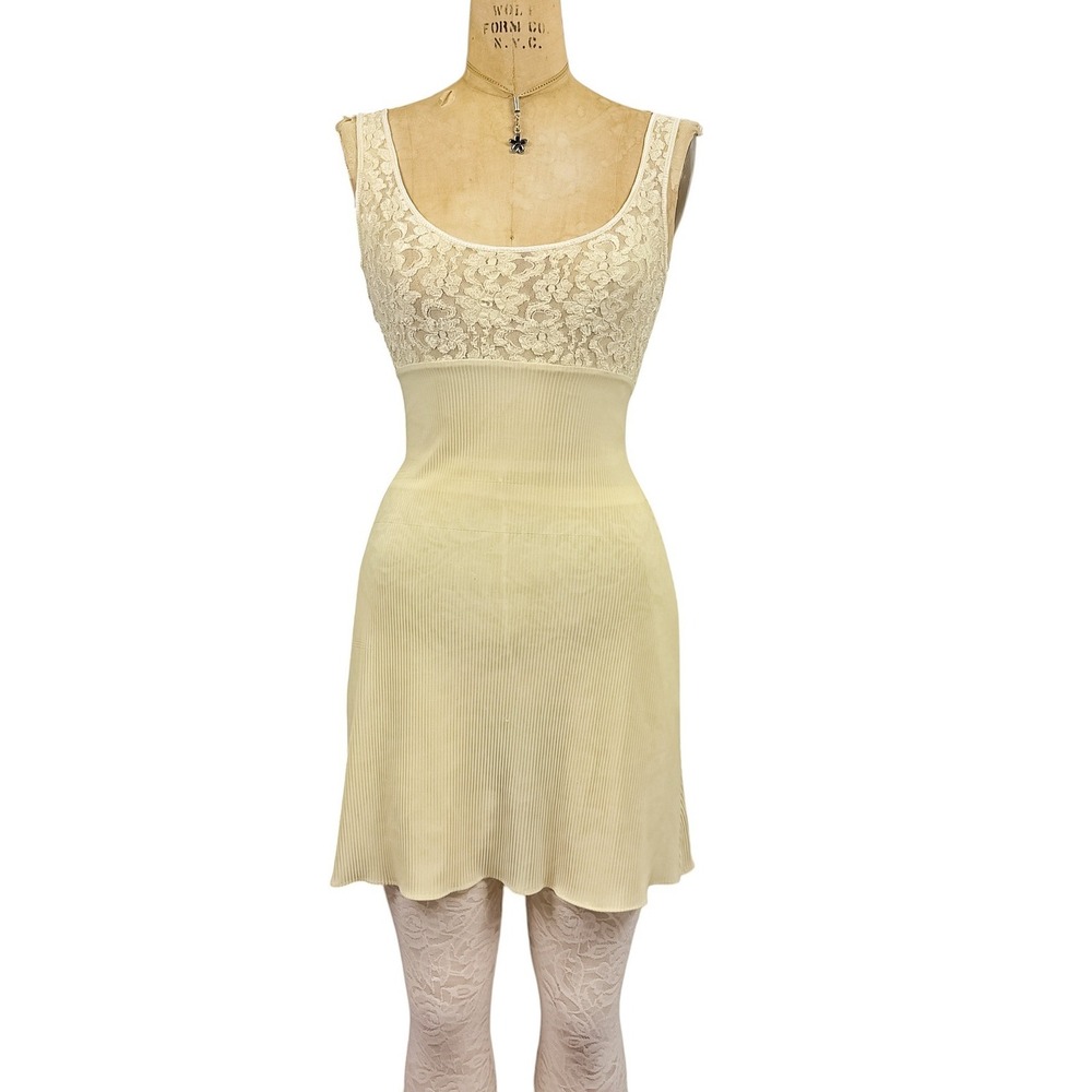 Vintage 90s Lace Bodice Slip Dress Pleated Hem Romantic Timeless M Mini Maiden